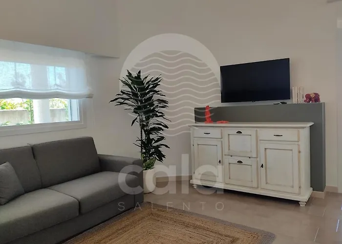 בית נופש Lidia - Piscina Privata By Cala Salento טורה לפילו