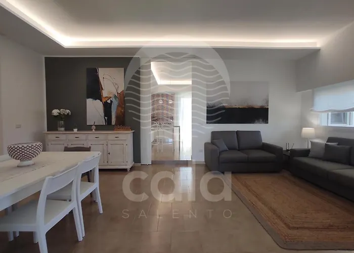 בית נופש Lidia - Piscina Privata By Cala Salento טורה לפילו